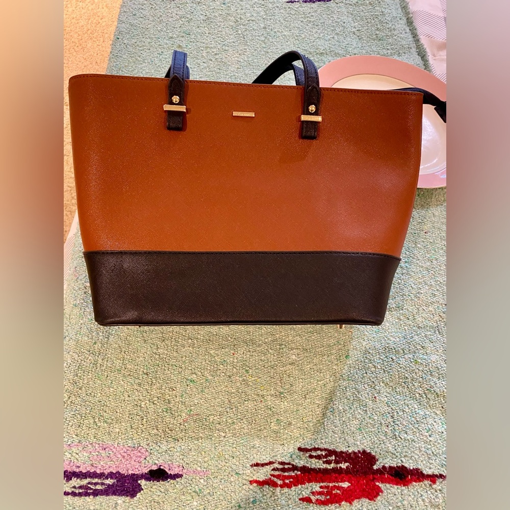 Lovevook Elegant Brown and Black Women's Tote Purse-NWOT